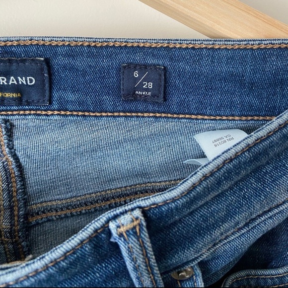 Jeans - Picture 4 of 5